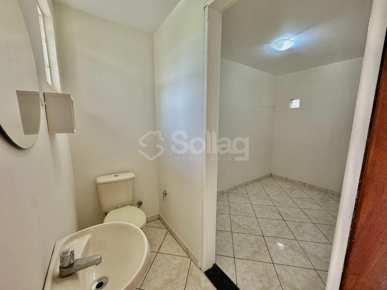 Casa à venda no Pinheirinho: 