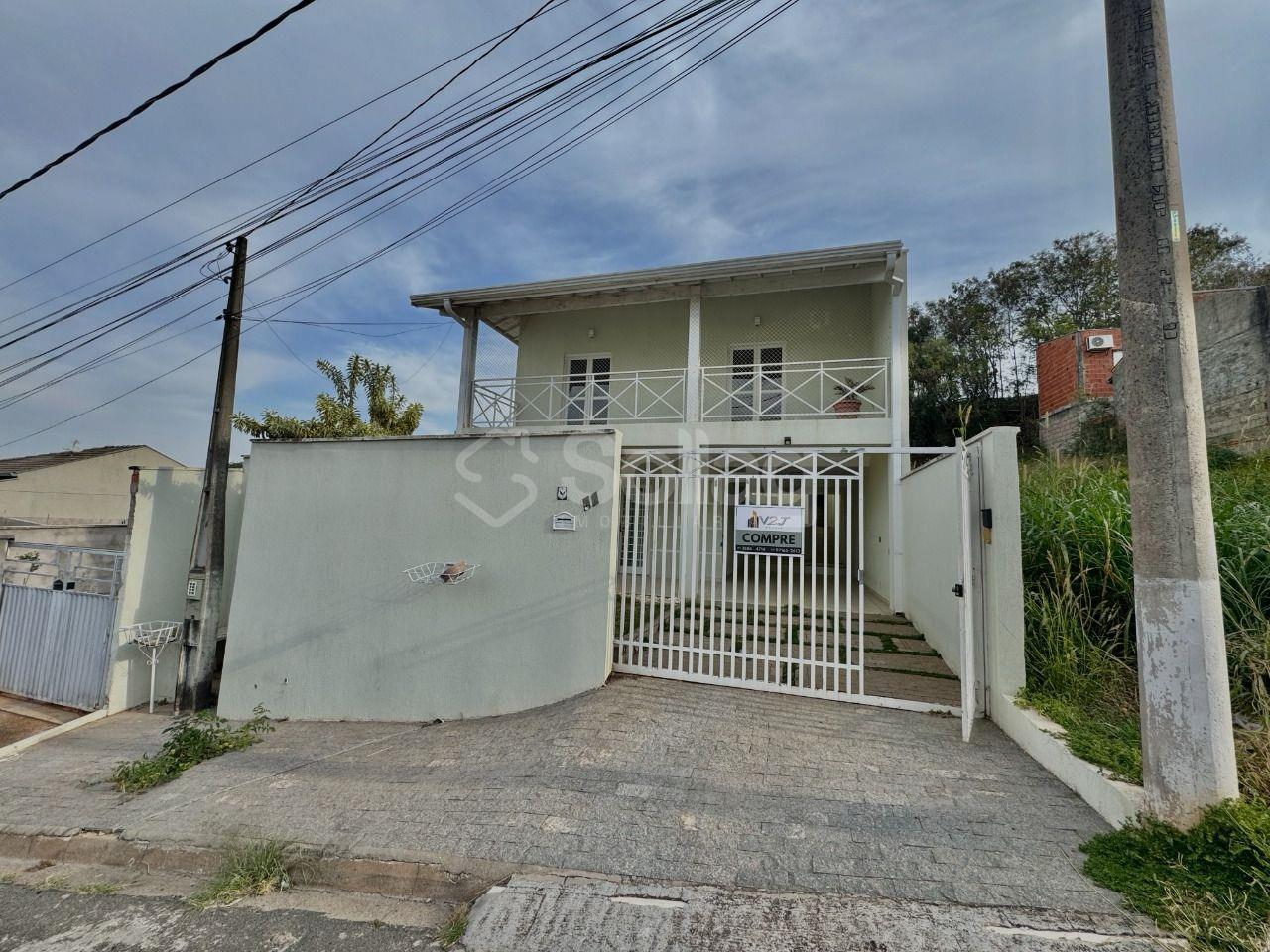 Casa à venda no Pinheirinho: 