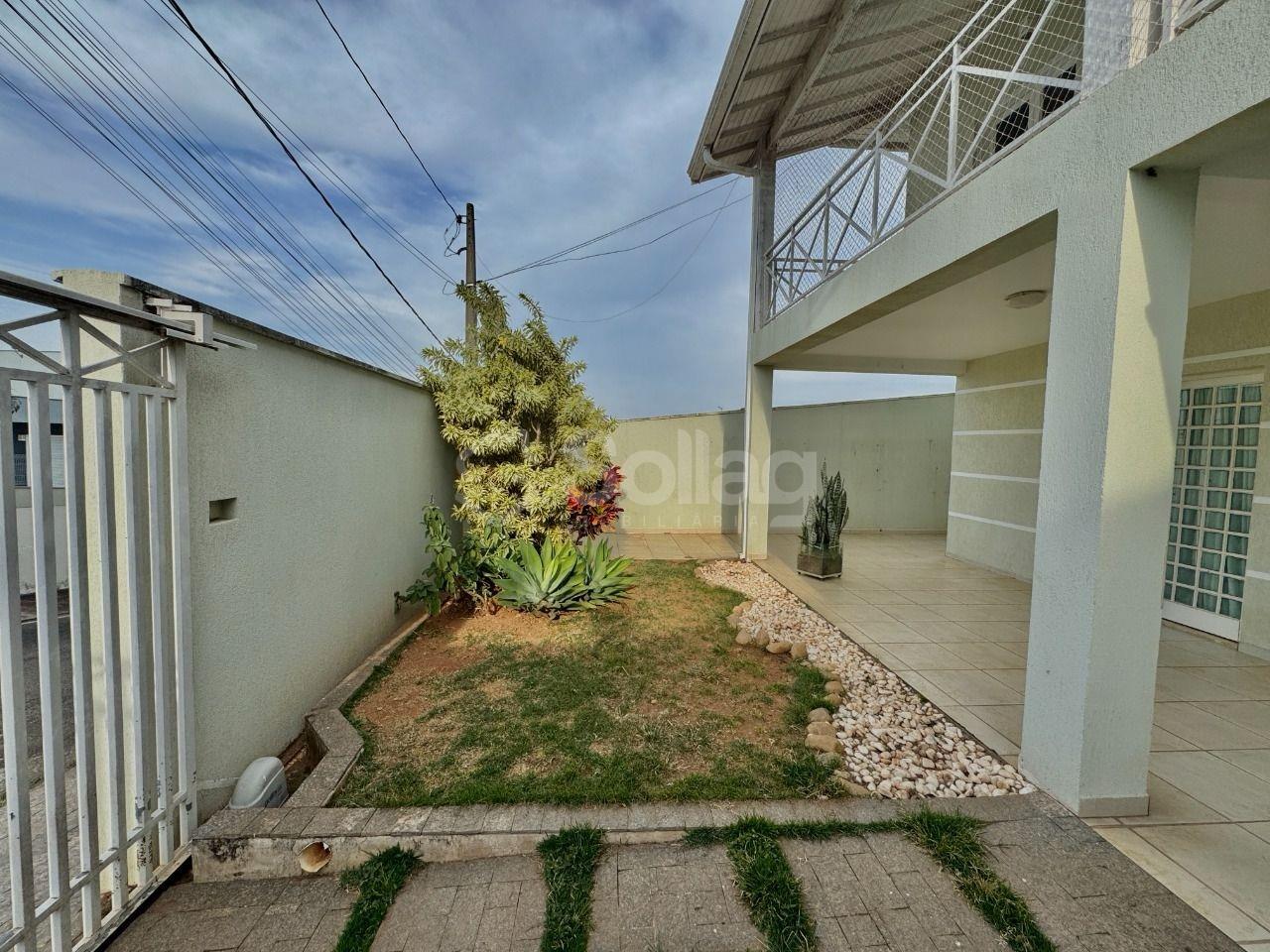 Casa à venda no Pinheirinho: 