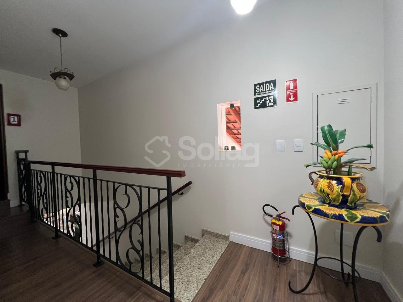 Casa à venda no Jardim Itália : 