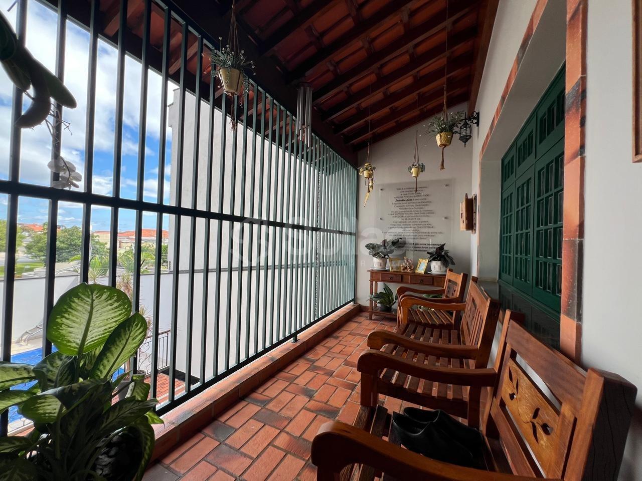 Casa à venda no Jardim Itália : 