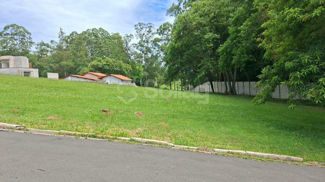 Terreno em condomínio à venda no Terras de Santa Teresa: 