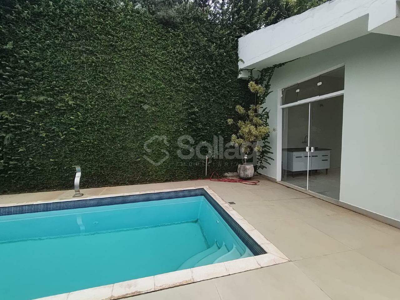 Casa em condomínio para aluguel no Marambaia: 