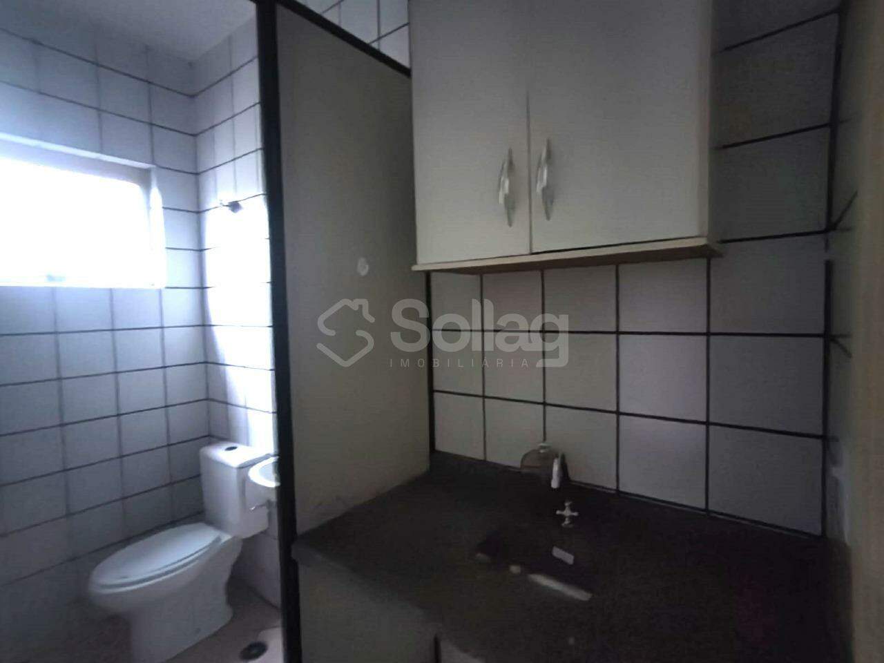 Sala para aluguel no Centro: