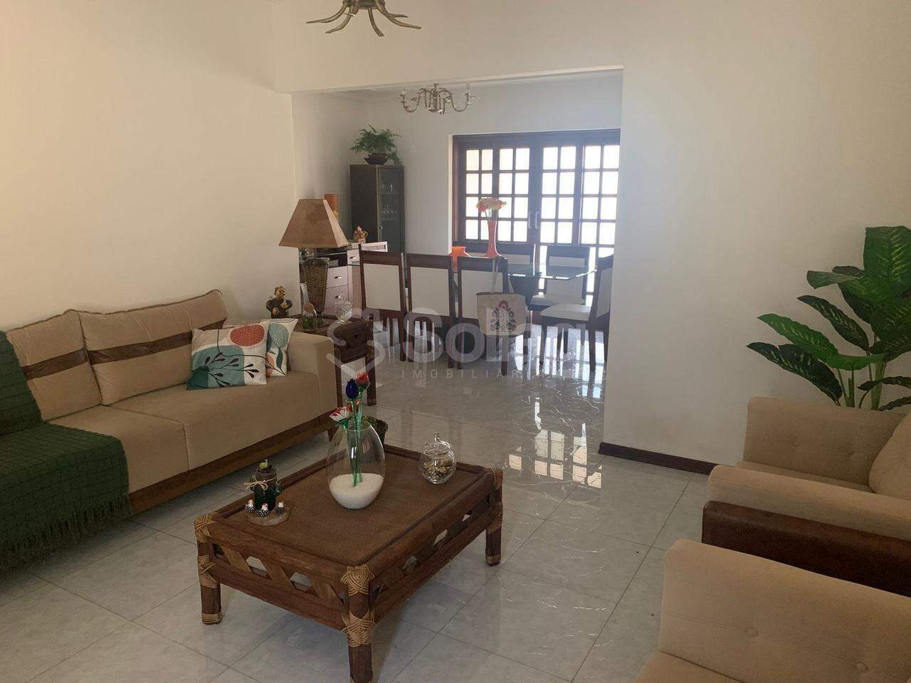 Casa em condomínio à venda no Villaggio Capríccio: 