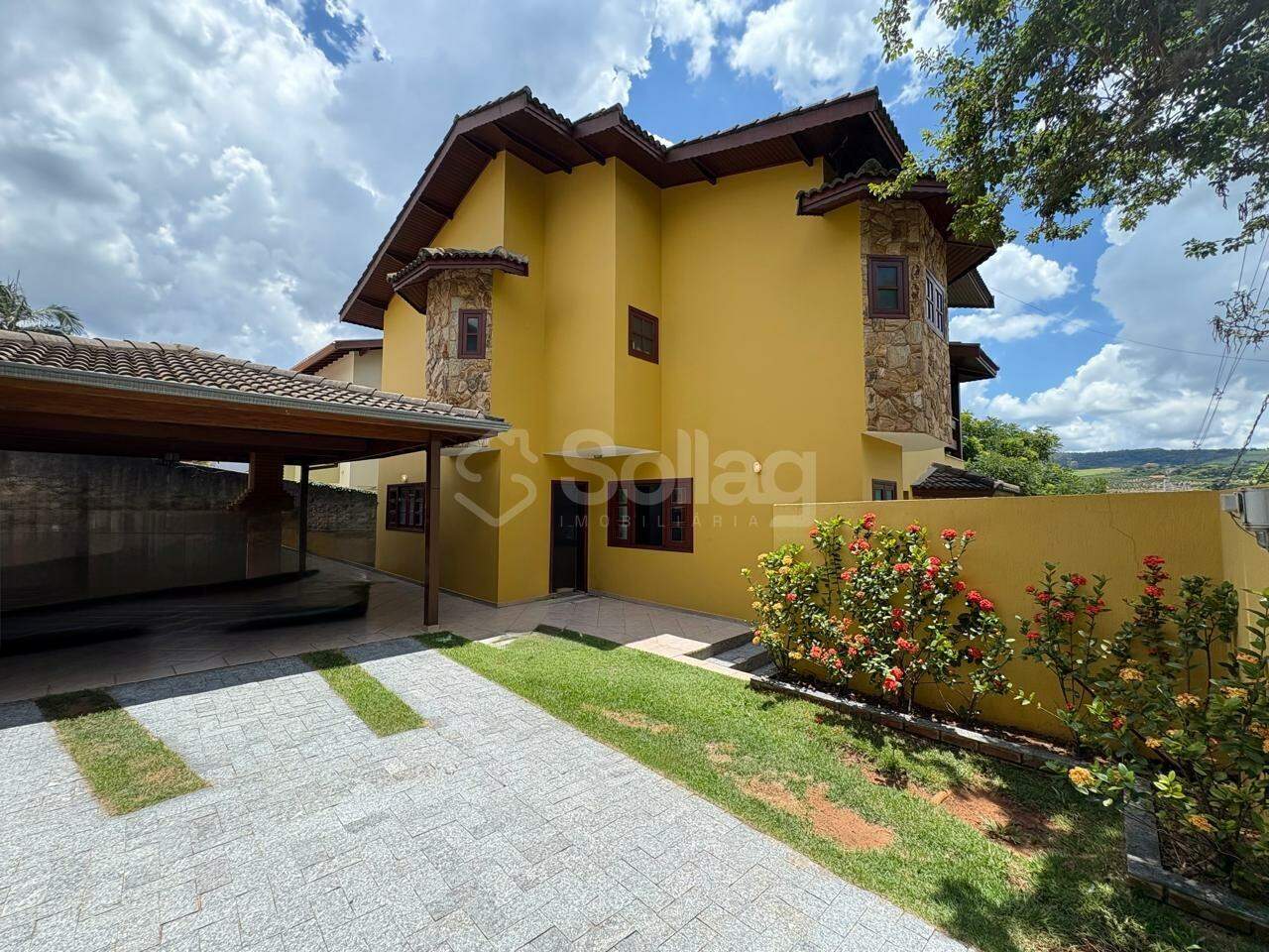 Casa em condomínio à venda no Condomínio Villagio Capriccio: