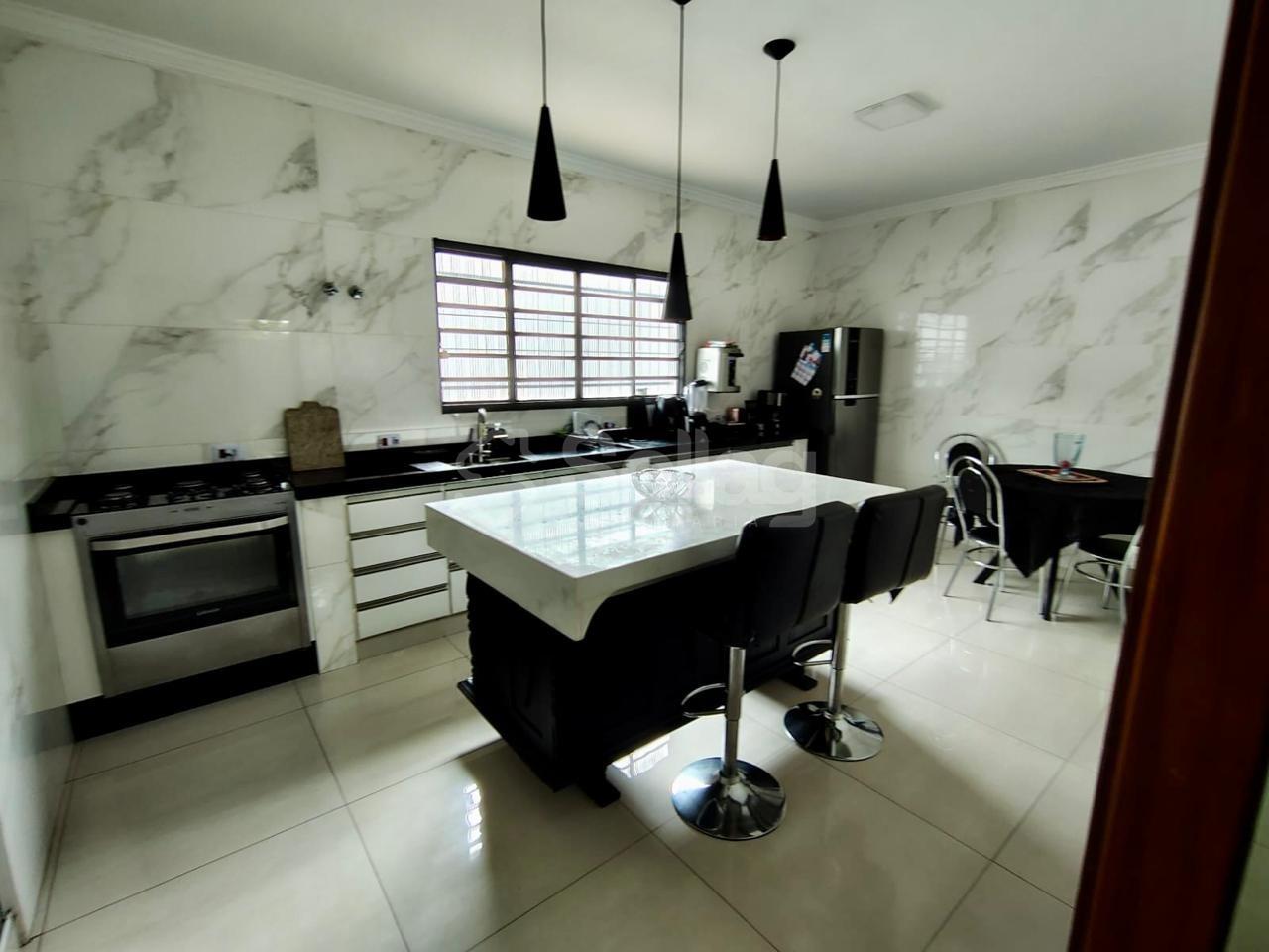 Casa à venda no Vista Alegre: 