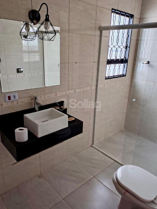 Casa à venda no Vista Alegre: 