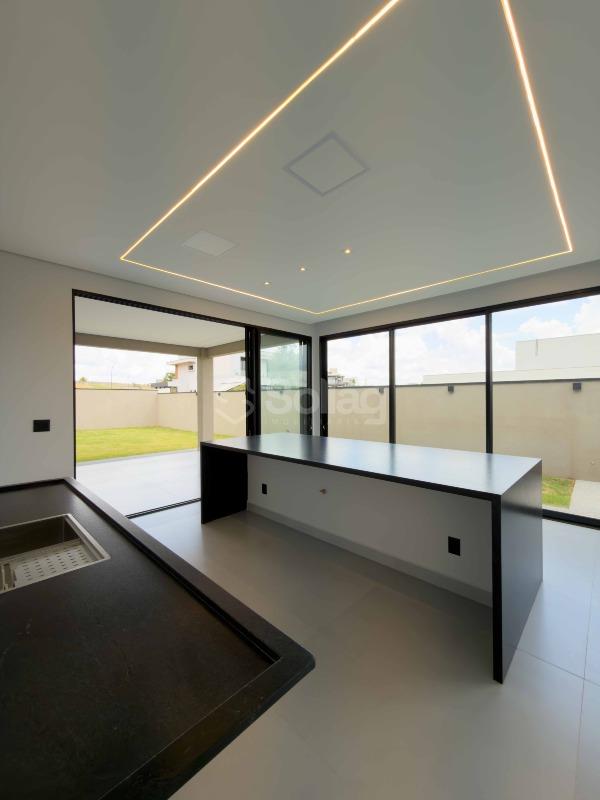 Casa em condomínio à venda no Residencial Arboretum: 