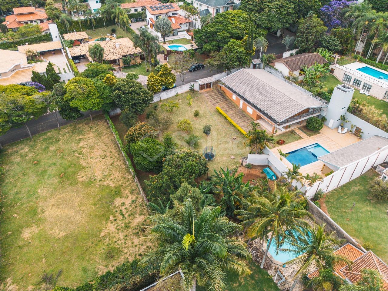 Terreno em condomínio à venda no Condomínio Vale do Itamaracá: 