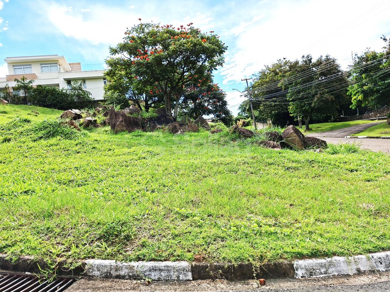 Terreno em condomínio à venda no Condomínio Moinho de Vento: