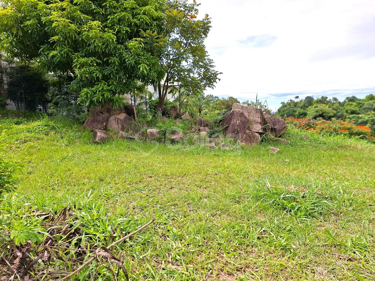 Terreno em condomínio à venda no Condomínio Moinho de Vento: