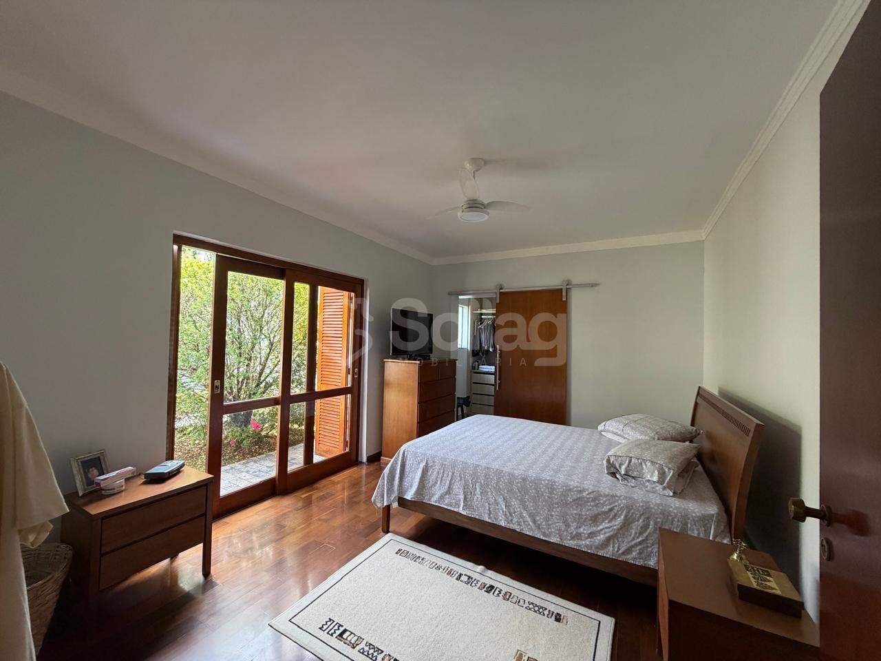 Casa em condomínio à venda no Condomínio Jardim Paulista I: 