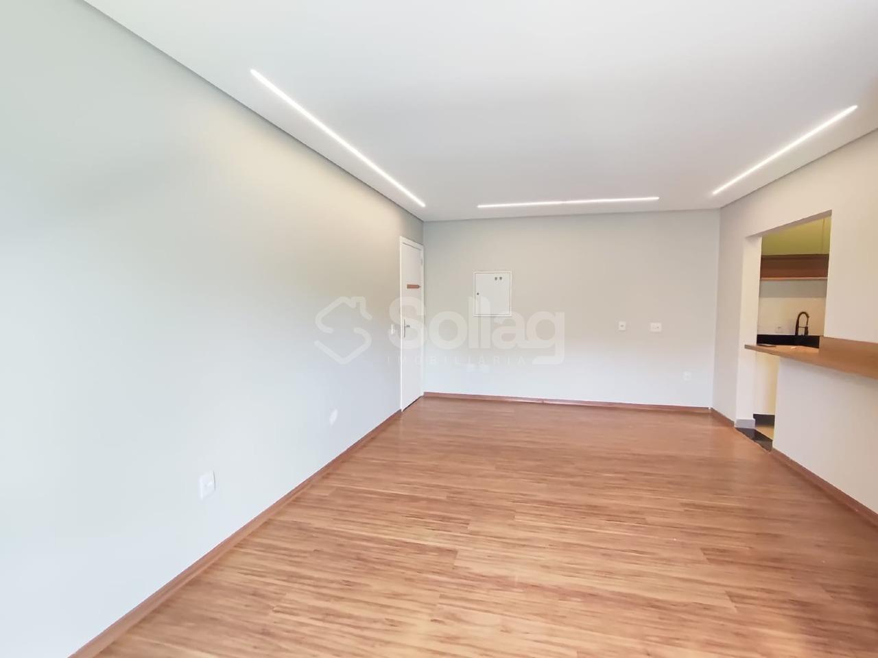 Apartamento para aluguel no Vista Alegre: 
