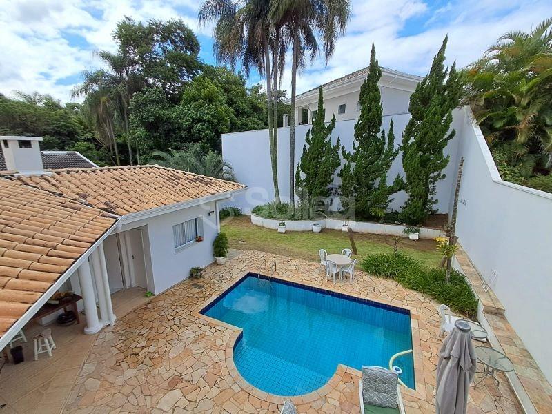 Casa em condomínio à venda no Jardim Paiquerê: 