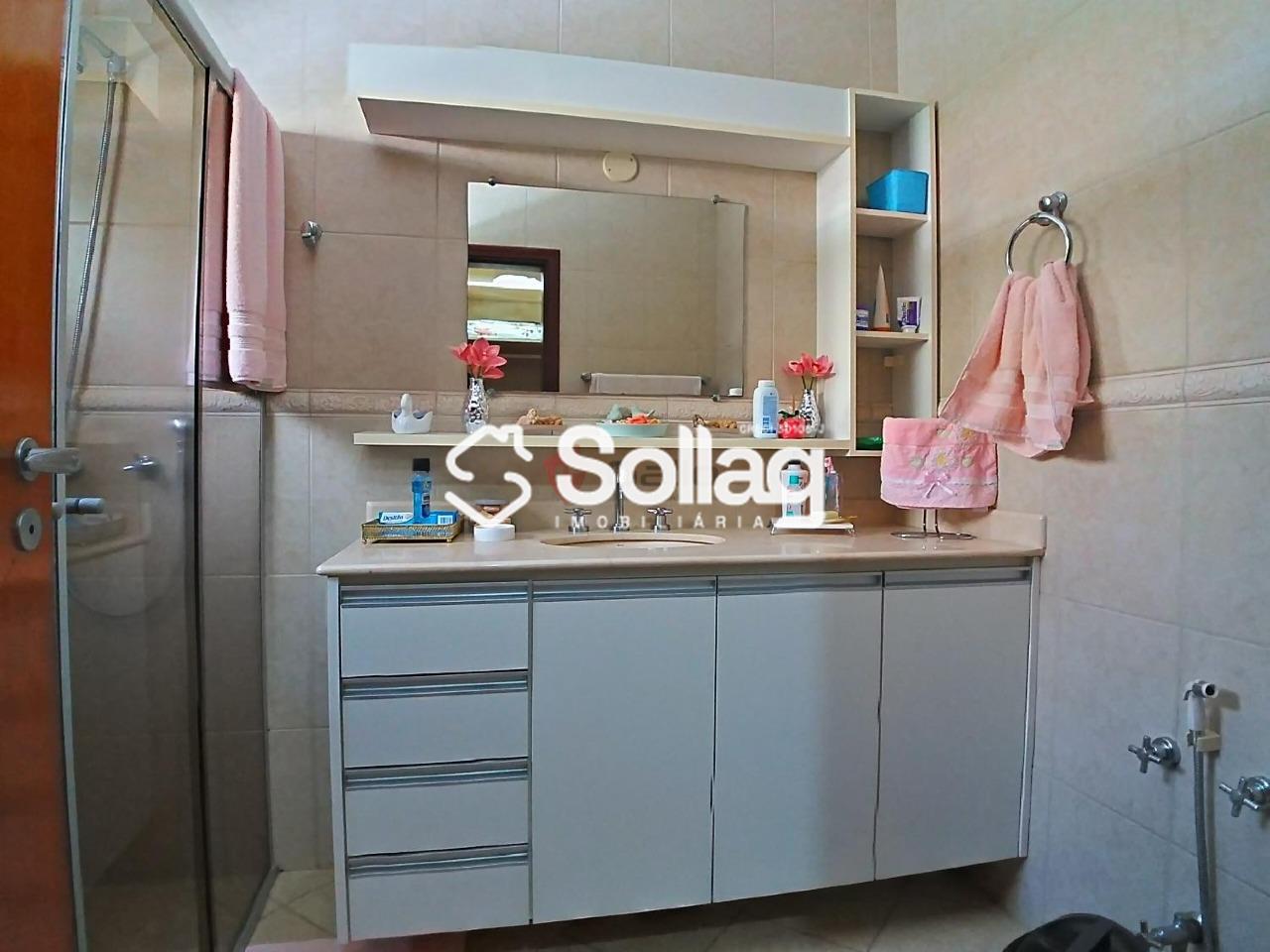 Casa em condomínio à venda no Condomínio Jardim Paulista I: 