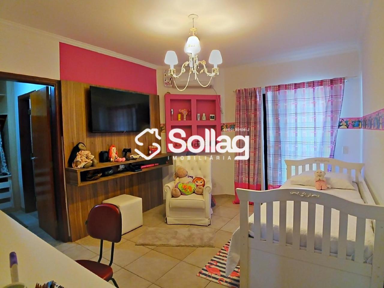 Casa em condomínio à venda no Condomínio Jardim Paulista I: 