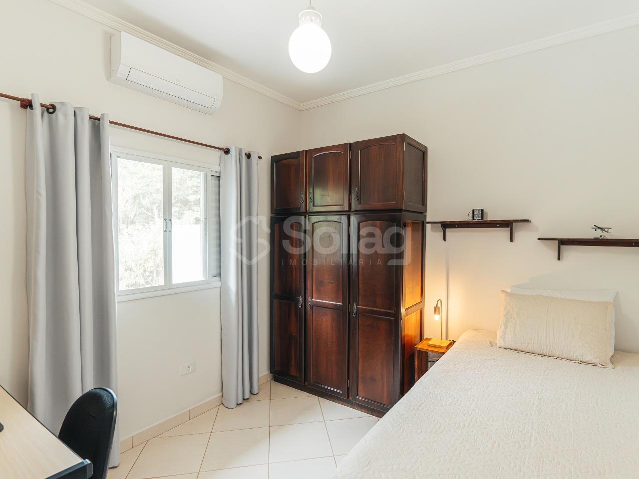 Casa em condomínio à venda no Condomínio Recanto dos Paturis: 