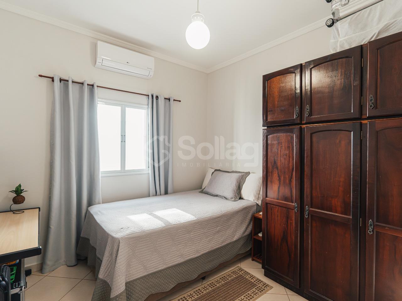 Casa em condomínio à venda no Condomínio Recanto dos Paturis: 