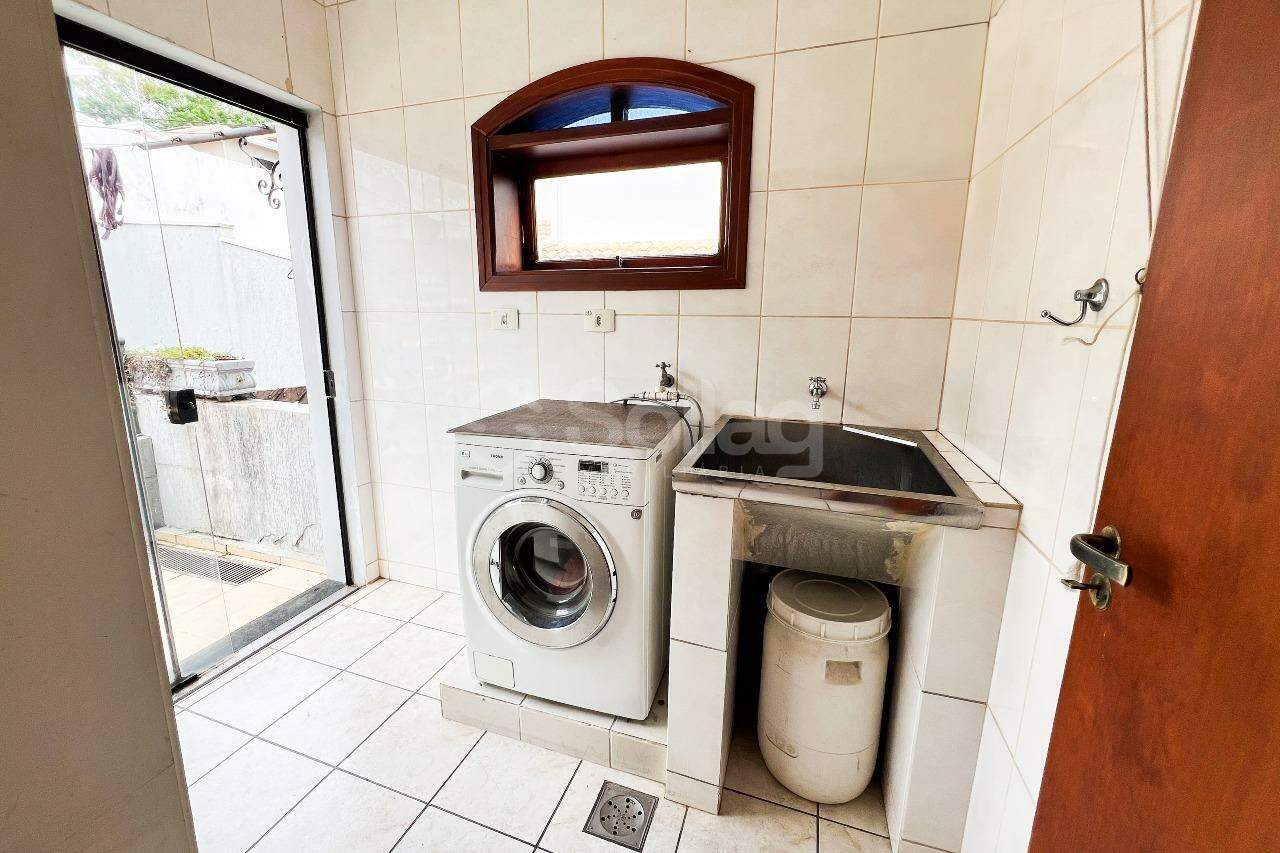 Casa em condomínio à venda no Condomínio Villagio Capriccio: 