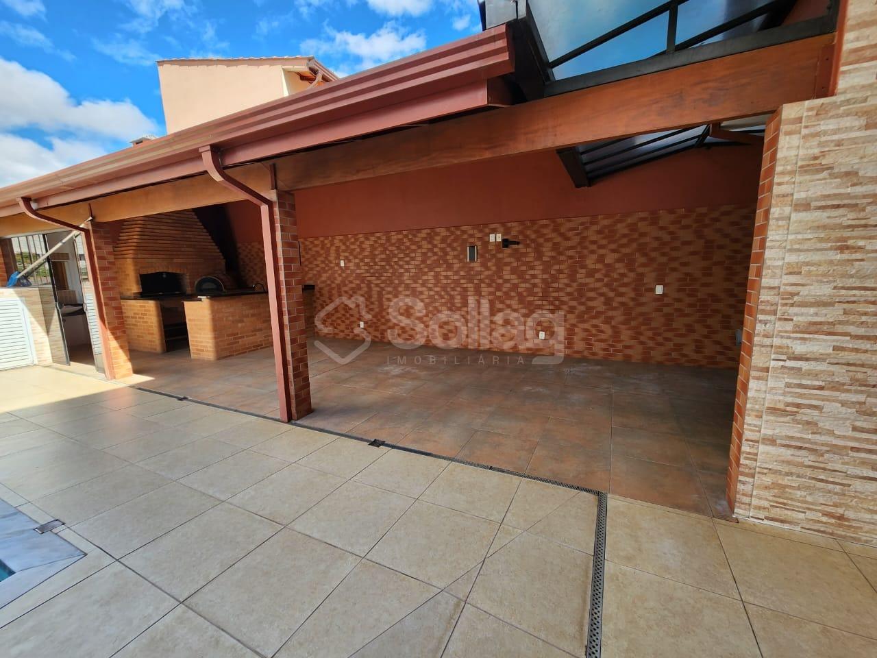 Casa à venda no Centro: 