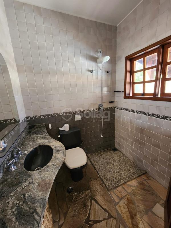 Casa à venda no Centro: 