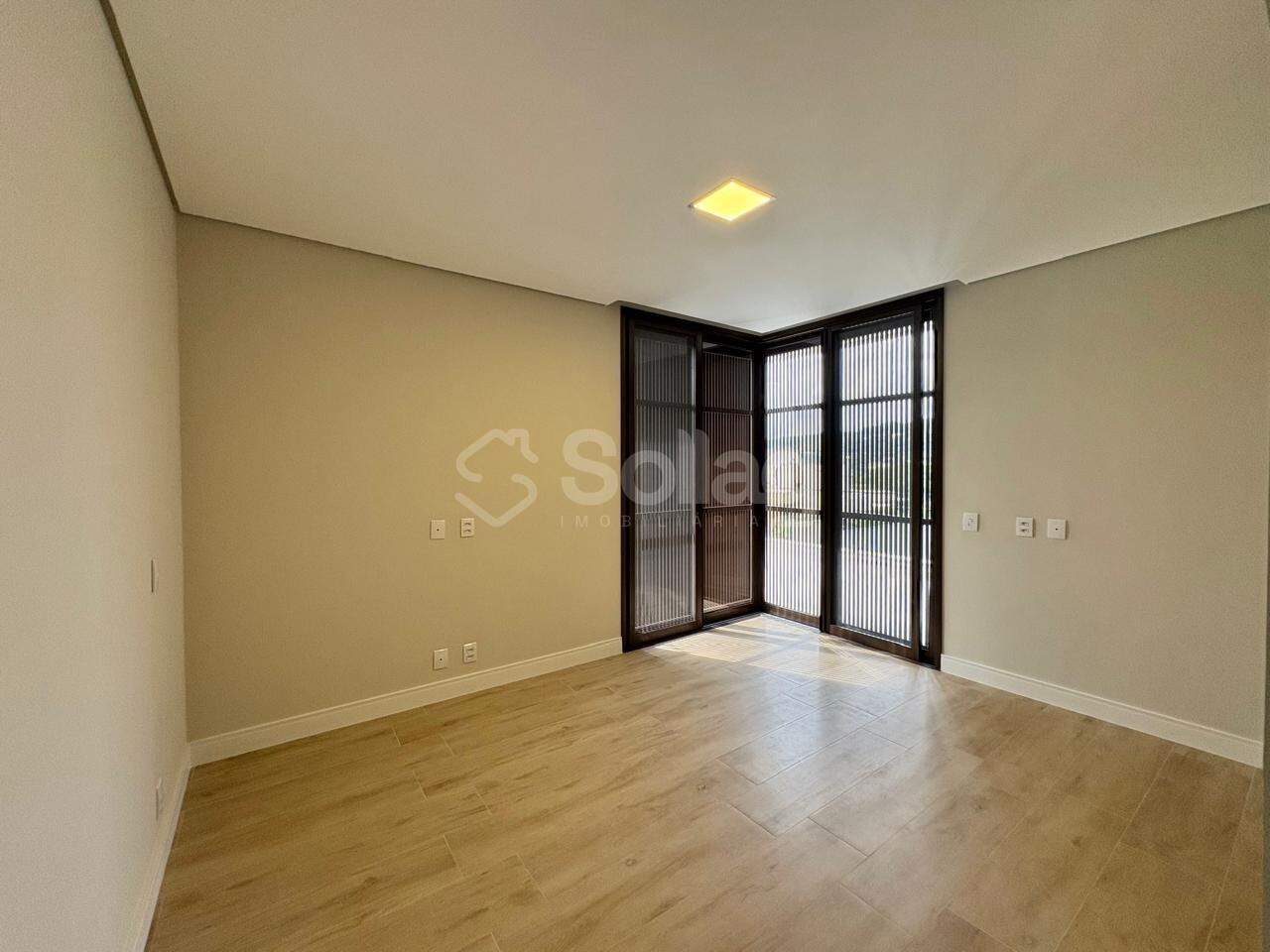 Casa em condomínio à venda no Recanto das Palmas: 