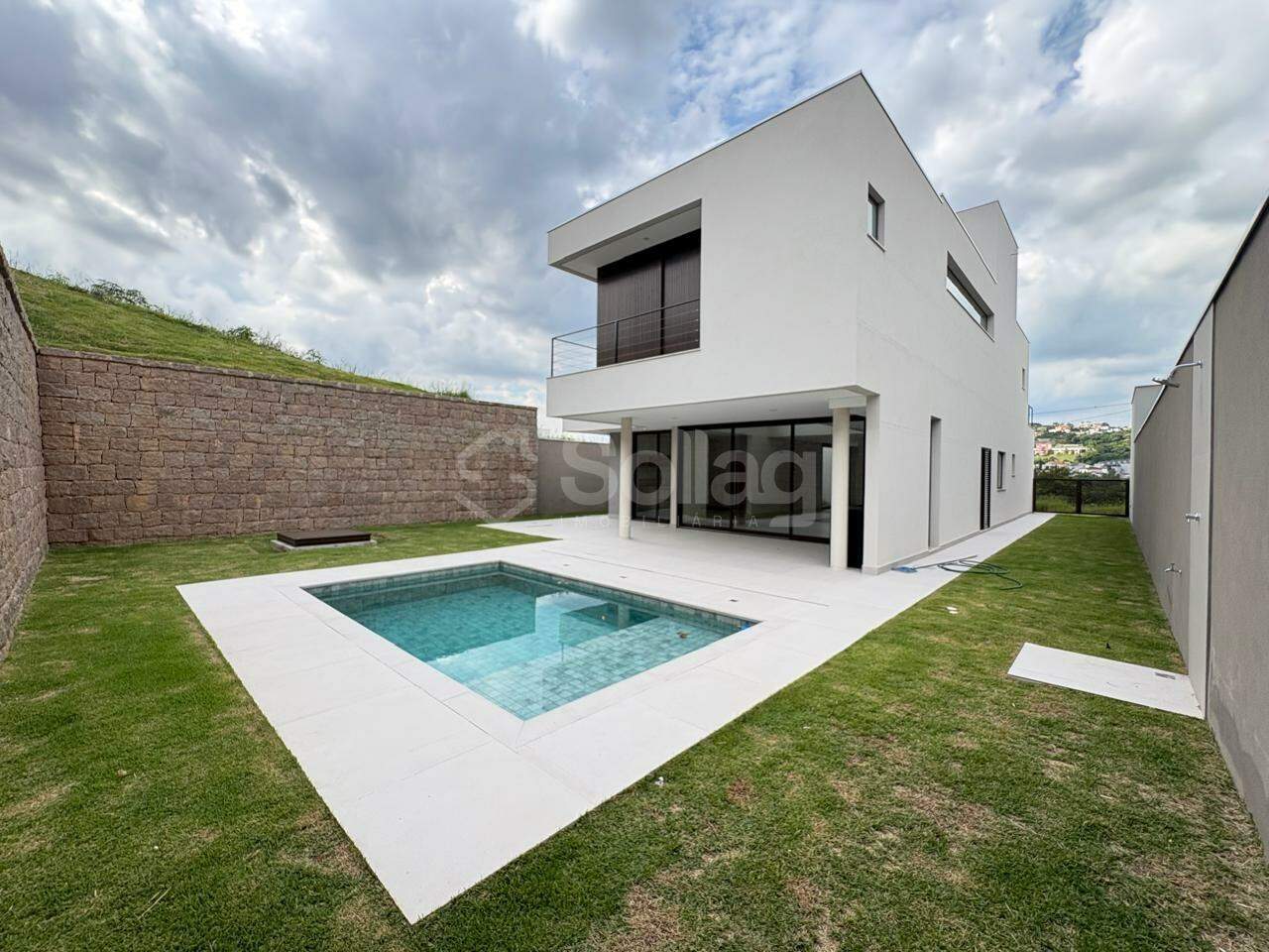 Casa em condomínio à venda no Recanto das Palmas: 