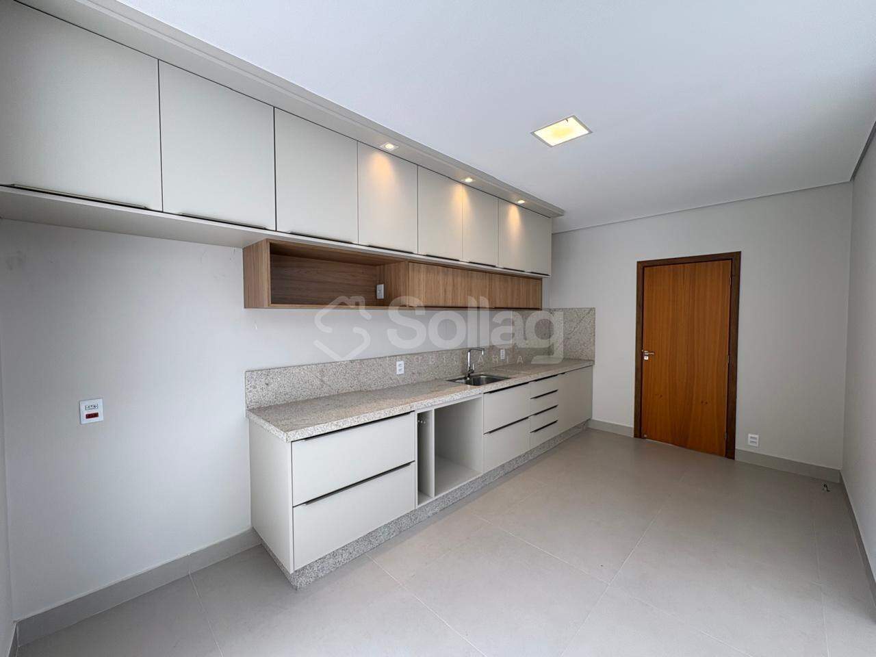 Casa em condomínio à venda no Recanto das Palmas: 