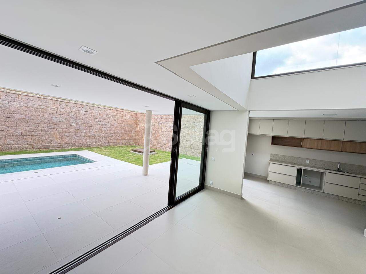 Casa em condomínio à venda no Recanto das Palmas: 