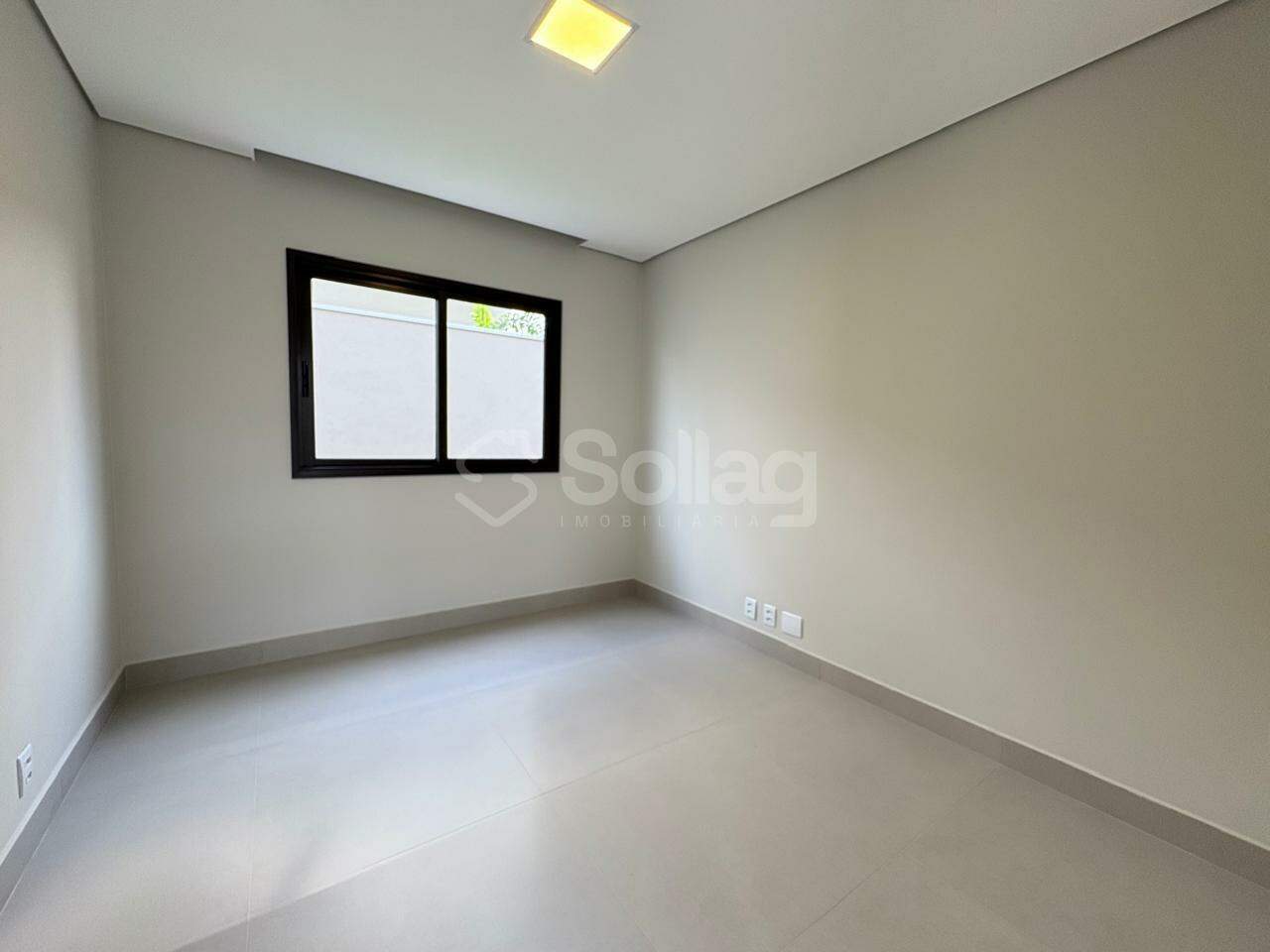 Casa em condomínio à venda no Recanto das Palmas: 