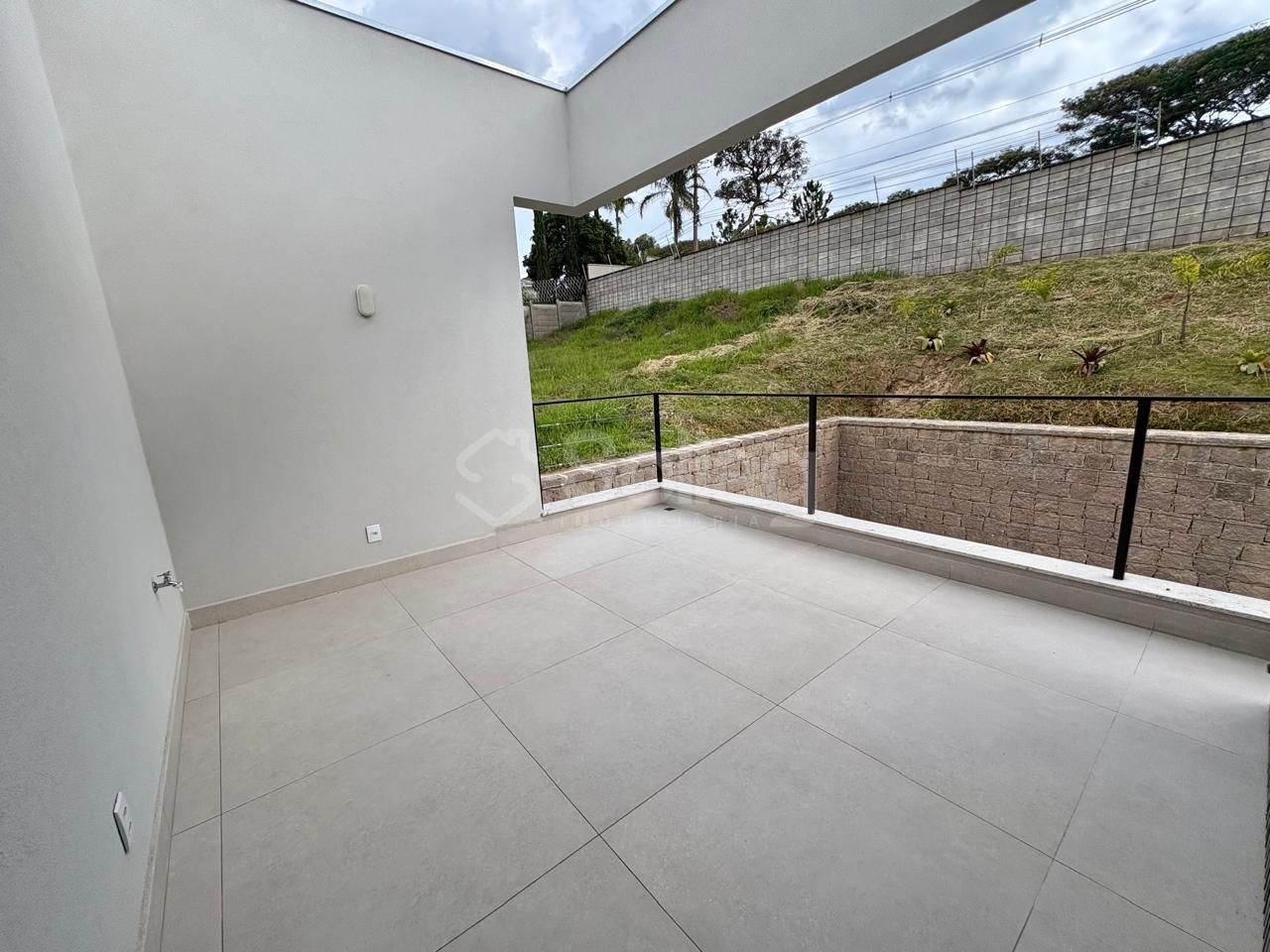 Casa em condomínio à venda no Recanto das Palmas: 