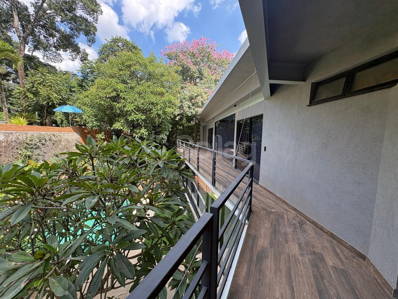 Casa em condomínio à venda no Condomínio Chácara Flora: 