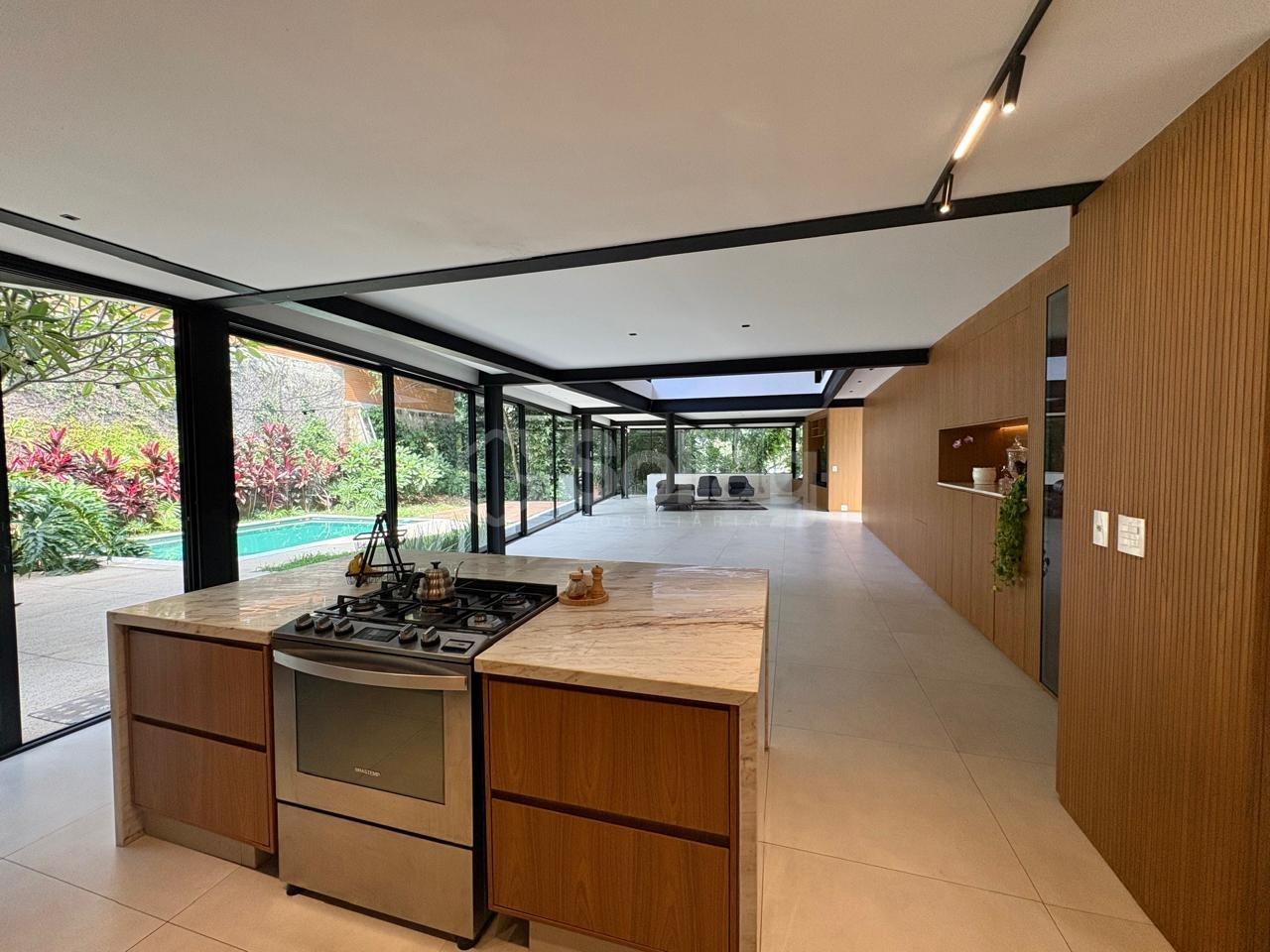 Casa em condomínio à venda no Condomínio Chácara Flora: 