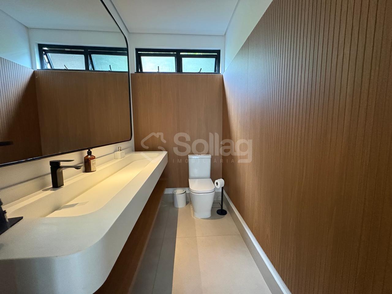 Casa em condomínio à venda no Condomínio Chácara Flora: 