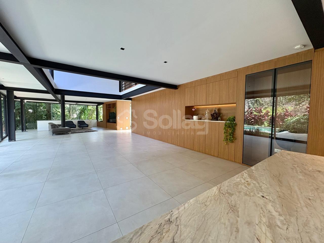 Casa em condomínio à venda no Condomínio Chácara Flora: 