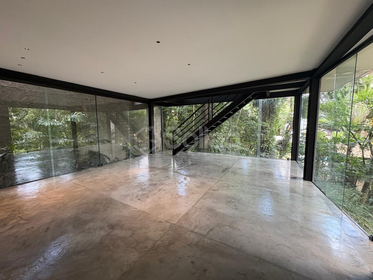 Casa em condomínio à venda no Condomínio Chácara Flora: 