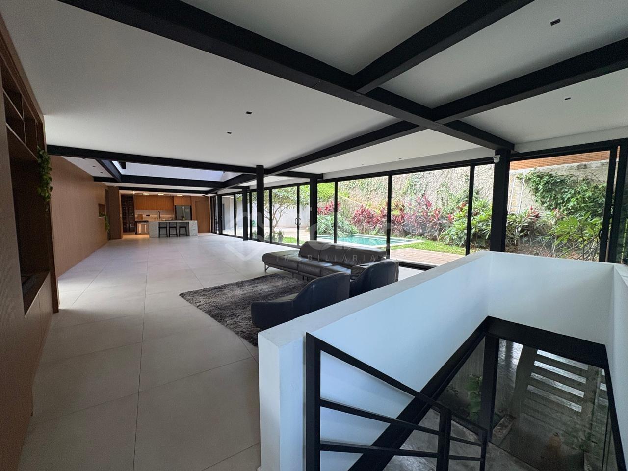 Casa em condomínio à venda no Condomínio Chácara Flora: 