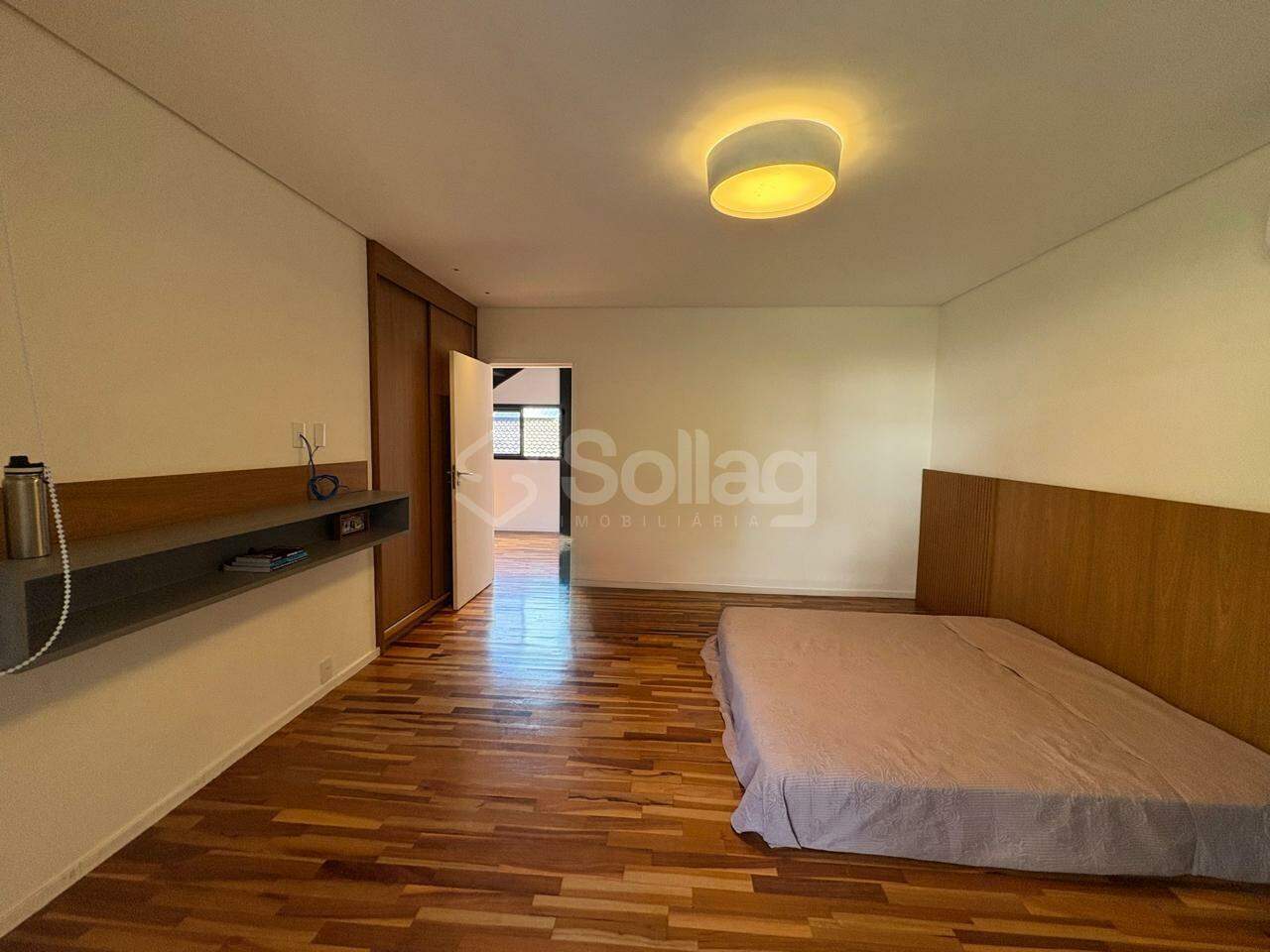 Casa em condomínio para aluguel no Condomínio Chácara Flora: 