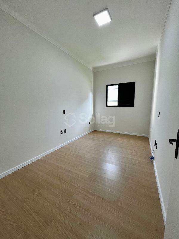 Casa à venda no Bosque: 