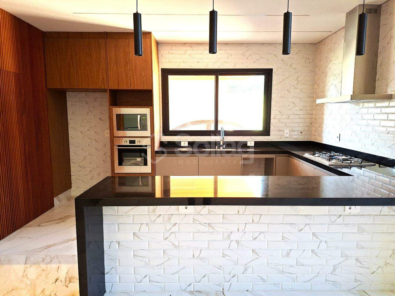 Casa em condomínio à venda no Condomínio Terras de Santa Teresa: 