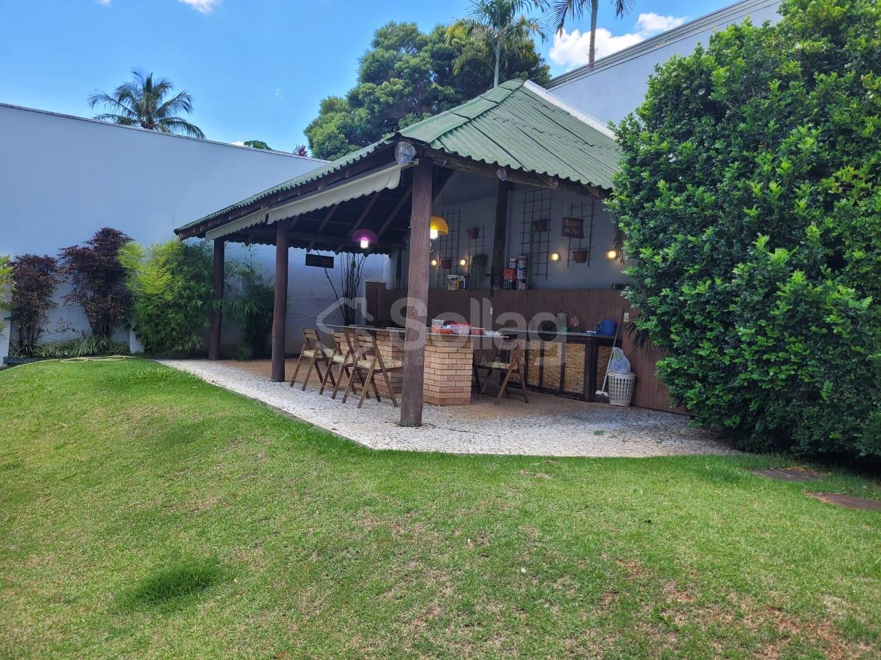 Casa em condomínio à venda no Condomínio Portal do Lago: 