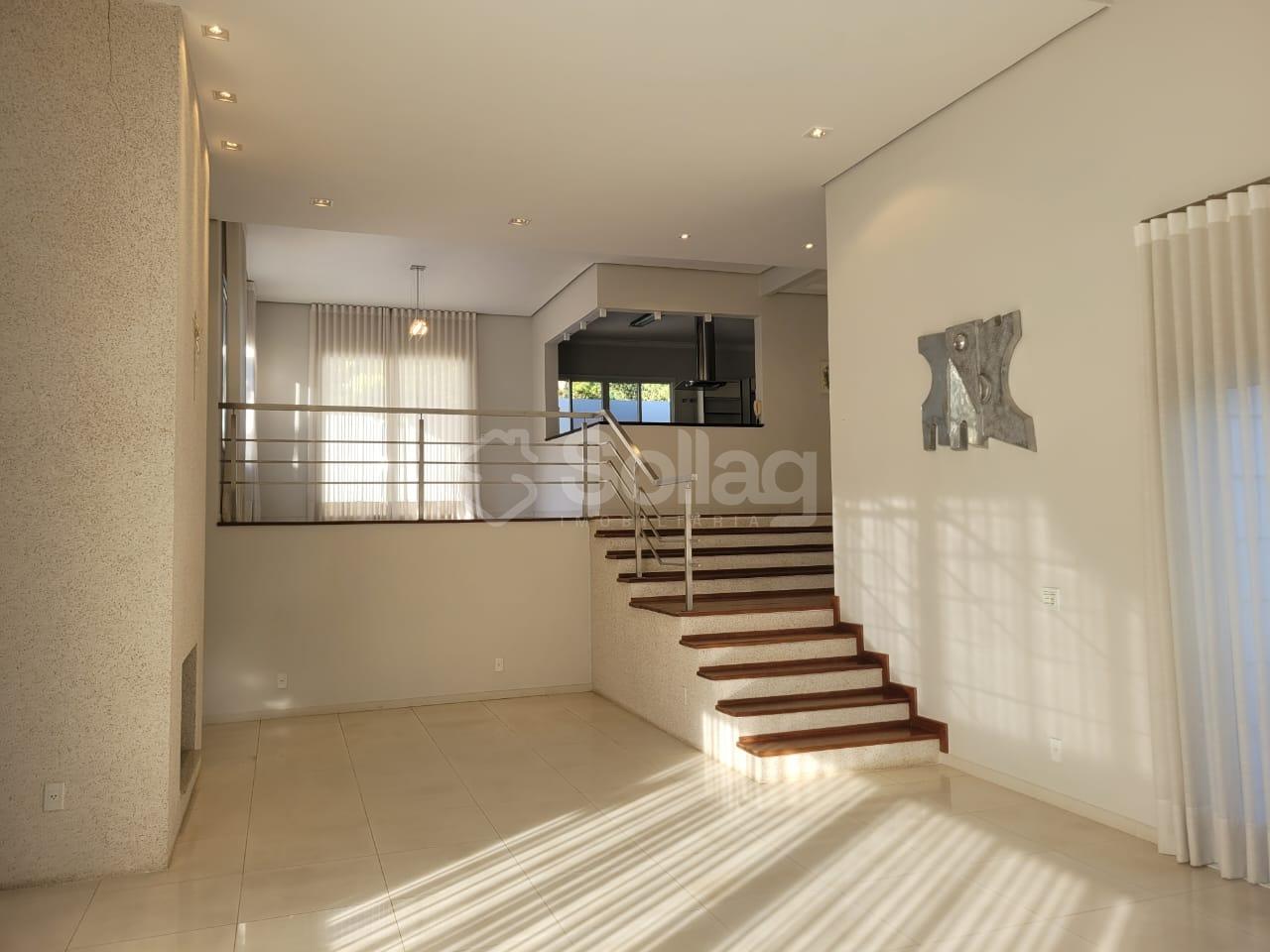 Casa em condomínio à venda no Condomínio Portal do Lago: 