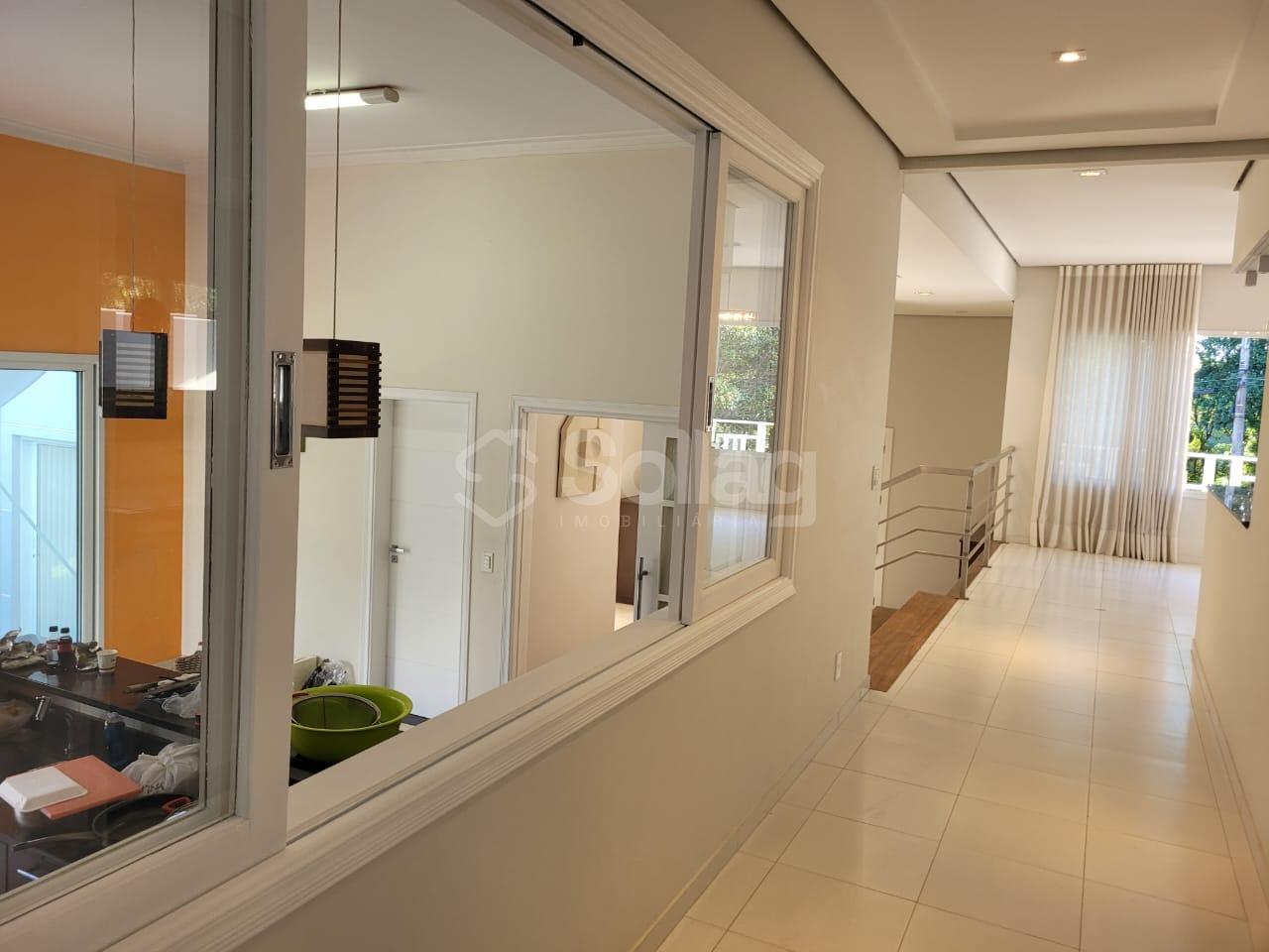 Casa em condomínio à venda no Condomínio Portal do Lago: 