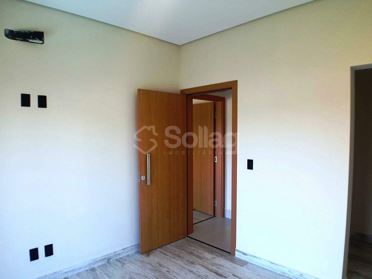 Casa em condomínio à venda no Terras de Santa Teresa: 