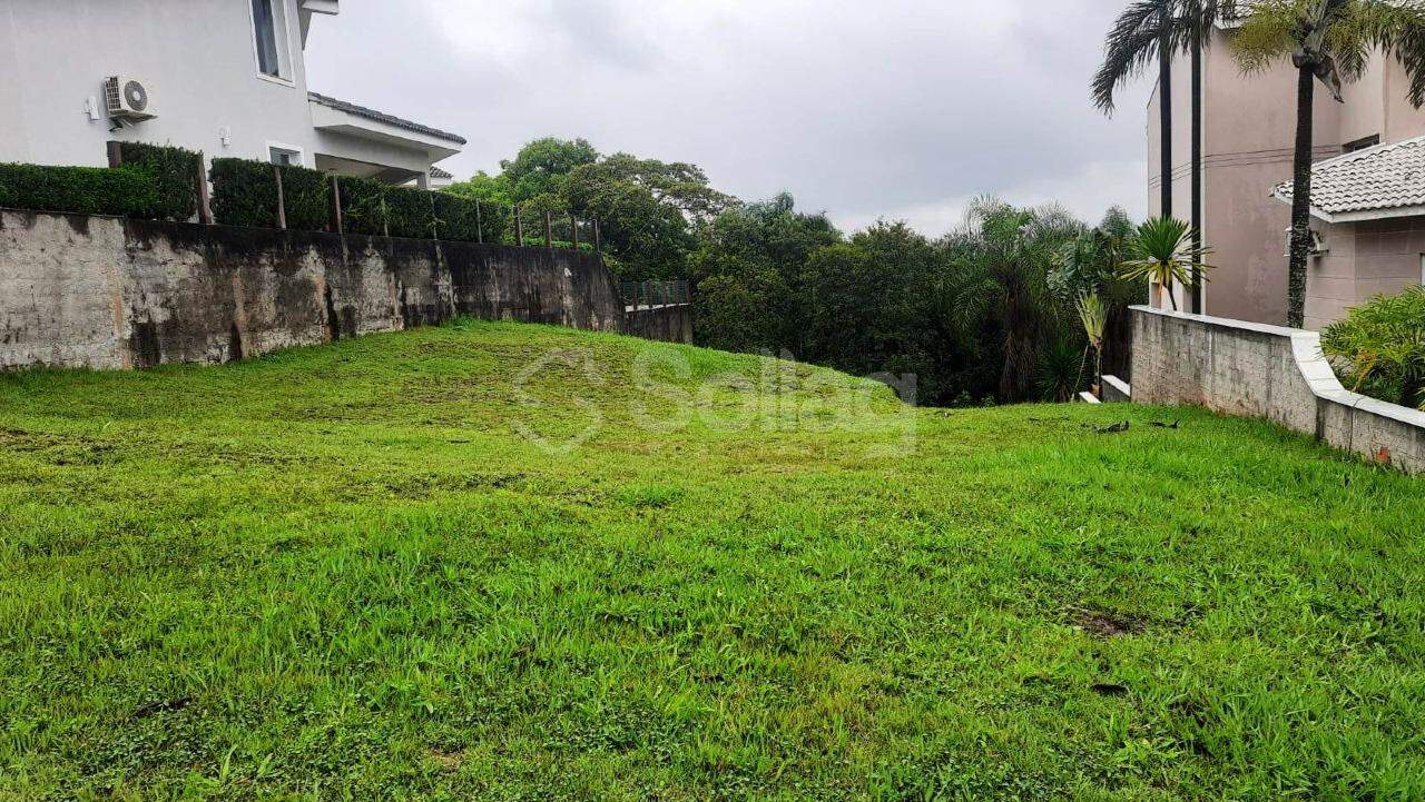 Terreno em condomínio à venda no Centro: 
