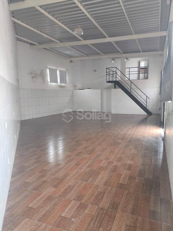 Salão para aluguel no Capela: 