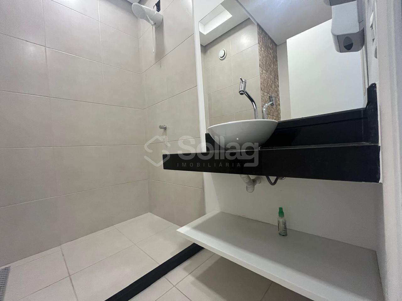 Sala para aluguel no Santa Rosa: 