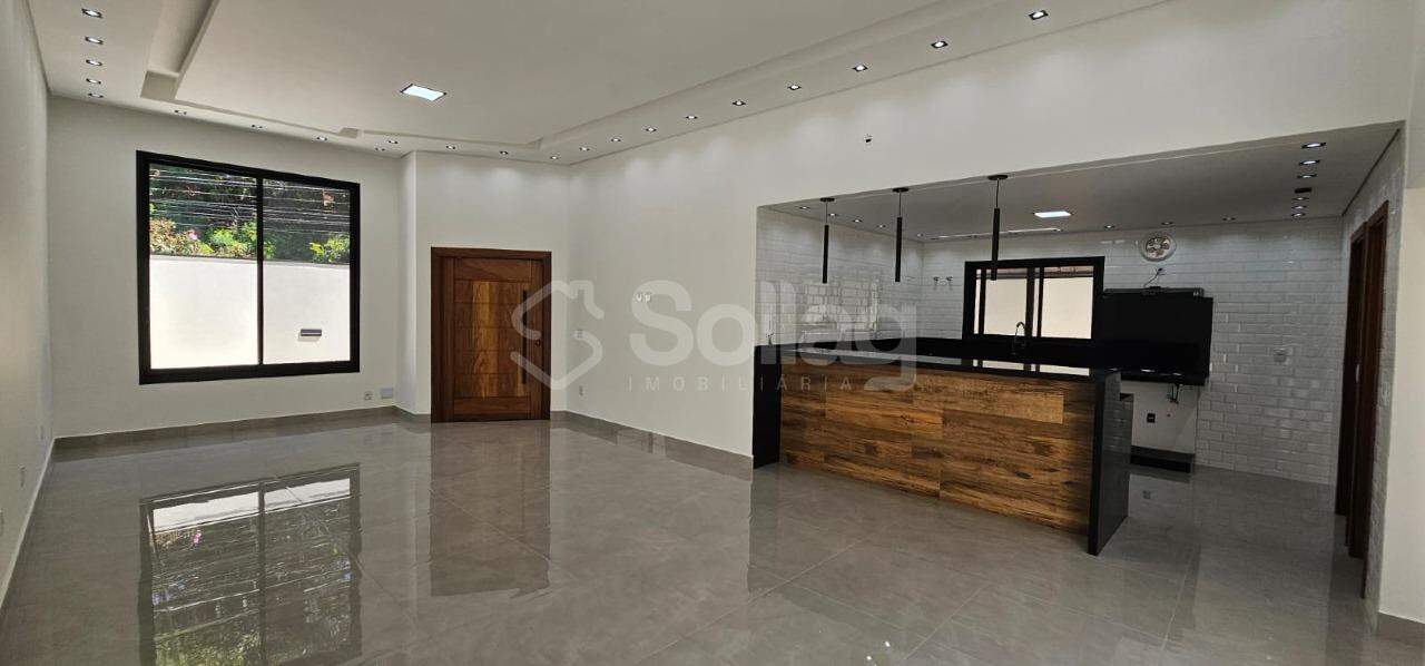 Casa à venda no Jardim Elisa: 