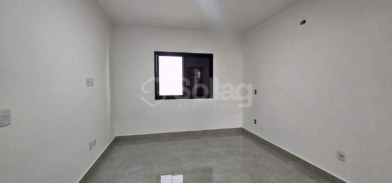 Casa à venda no Jardim Elisa: 